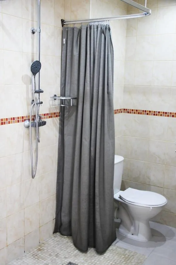 펜션 Previnquieres La Vieille Grange Avec Piscine Et Jardin 빌라 프랑스